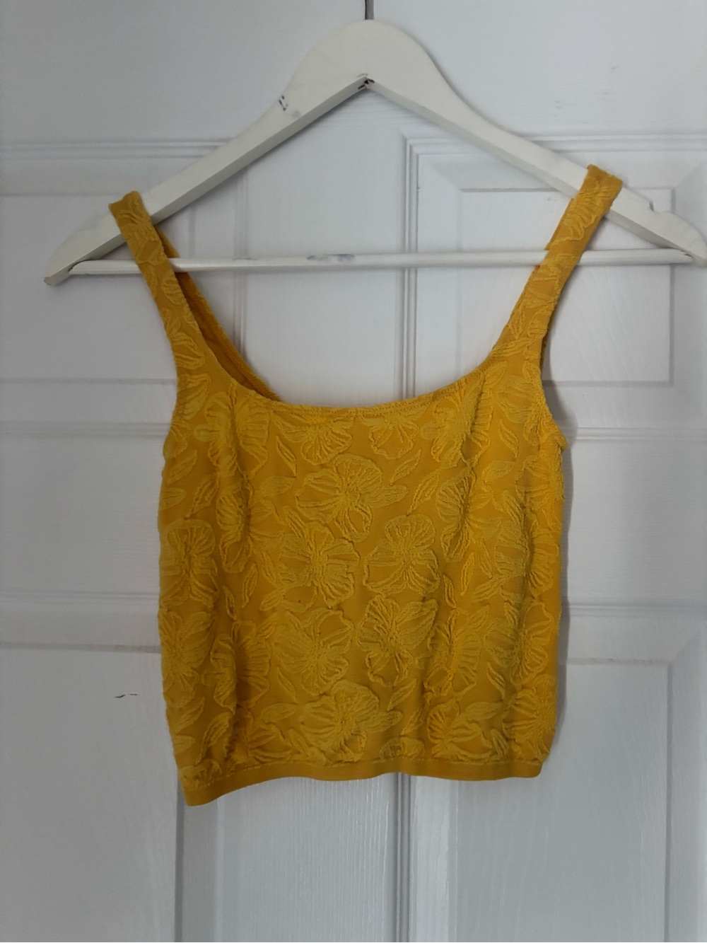 Anthropologie Yellow Floral Texture Cropped Tank Top (fits small-medium)